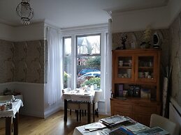 Anton Guest House B&B