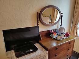 Anton Guest House B&B