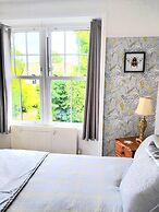 The Countryman Hotel