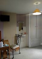 The Countryman Hotel