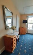 The Countryman Hotel