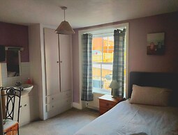 The Countryman Hotel