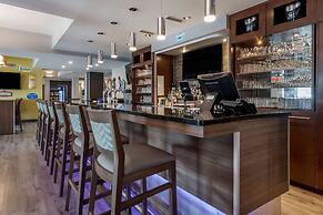 Best Western Plus Dartmouth Hotel & Suites