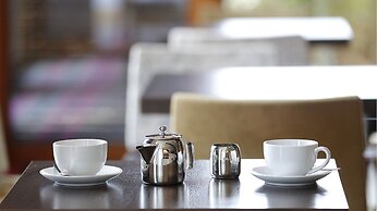 Holiday Inn Express London-Epsom Downs by IHG