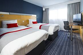 Holiday Inn Express London-Epsom Downs by IHG