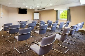 Holiday Inn Express London-Epsom Downs by IHG