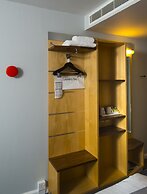 Holiday Inn Express London-Epsom Downs by IHG