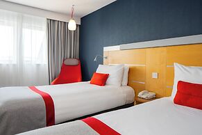 Holiday Inn Express London-Epsom Downs by IHG