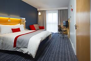 Holiday Inn Express London-Epsom Downs by IHG