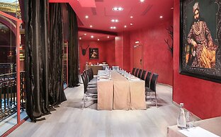 Hotel Banke Opera, Autograph Collection