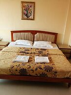 Goan Clove Apartment Hotel