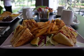 Hotel Diana del Bosque by DOT Urban