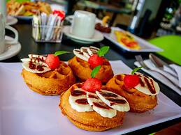 Hotel Diana del Bosque by DOT Urban