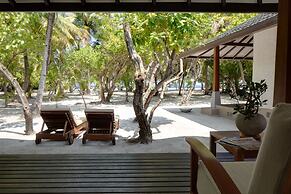 Adaaran Select Meedhupparu  - 45 Minutes from Male by Seaplane