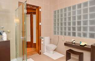 Adaaran Select Meedhupparu  - 45 Minutes from Male by Seaplane