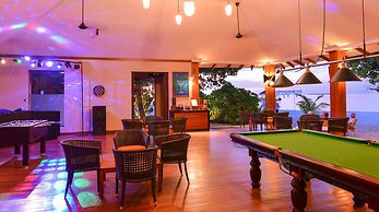 Adaaran Select Meedhupparu  - 45 Minutes from Male by Seaplane