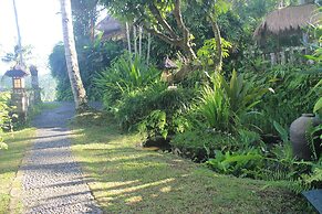 Taman Bebek Resort & Spa