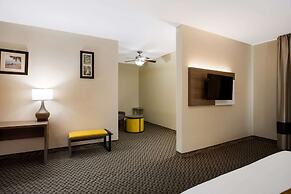 Comfort Inn & Suites Midway - Tallahassee West