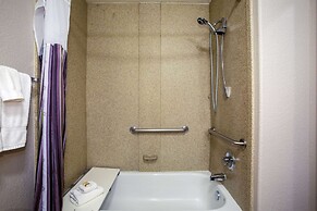 La Quinta Inn & Suites by Wyndham Kyle - Austin South