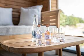 Harbour Beach Club & Hotel