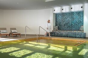 Harbour Beach Club & Hotel