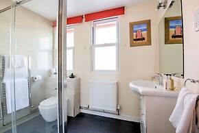 Potters Mooring Guest House Hotel