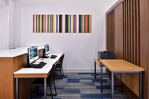 Holiday Inn Express Hotel & Suites Royse City by IHG