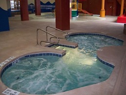 Holiday Inn Omaha Downtown - Waterpark by IHG