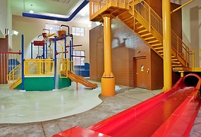 Holiday Inn Omaha Downtown - Waterpark by IHG