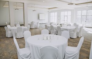 Holiday Inn Omaha Downtown - Waterpark by IHG