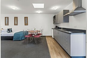 Greens Motel