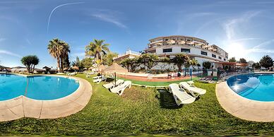 Hotel y Bungalows Balcón de Competa