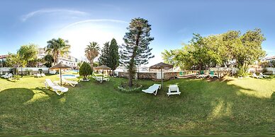 Hotel y Bungalows Balcón de Competa