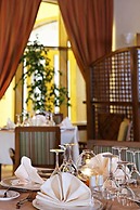 Three Corners Fayrouz Plaza Beach Resort