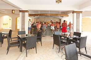 Three Corners Fayrouz Plaza Beach Resort
