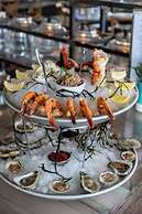 The Westin Jersey City Newport