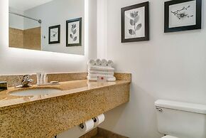 Country Inn & Suites by Radisson, Rossford - Toledo South