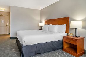 Country Inn & Suites by Radisson, Rossford - Toledo South