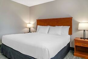 Country Inn & Suites by Radisson, Rossford - Toledo South