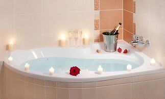 Amigo City Centre Hotel