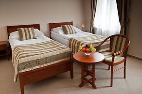 Amigo City Centre Hotel