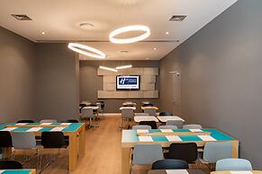 Holiday Inn Express Porto - Exponor by IHG