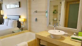 Qingdao  Parkview Holiday Hotel