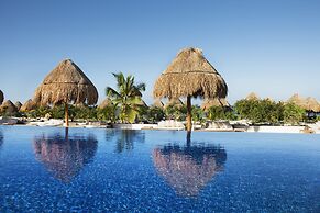 Beloved Playa Mujeres - Couples Only All Inclusive