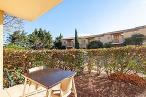 ResidHotel Golf Grand Avignon