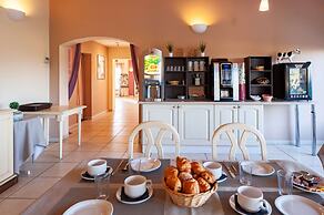 ResidHotel Golf Grand Avignon