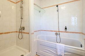 ResidHotel Golf Grand Avignon