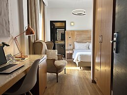 Areos Hotel