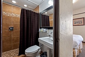 Hotel Seville