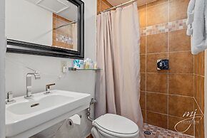 Hotel Seville